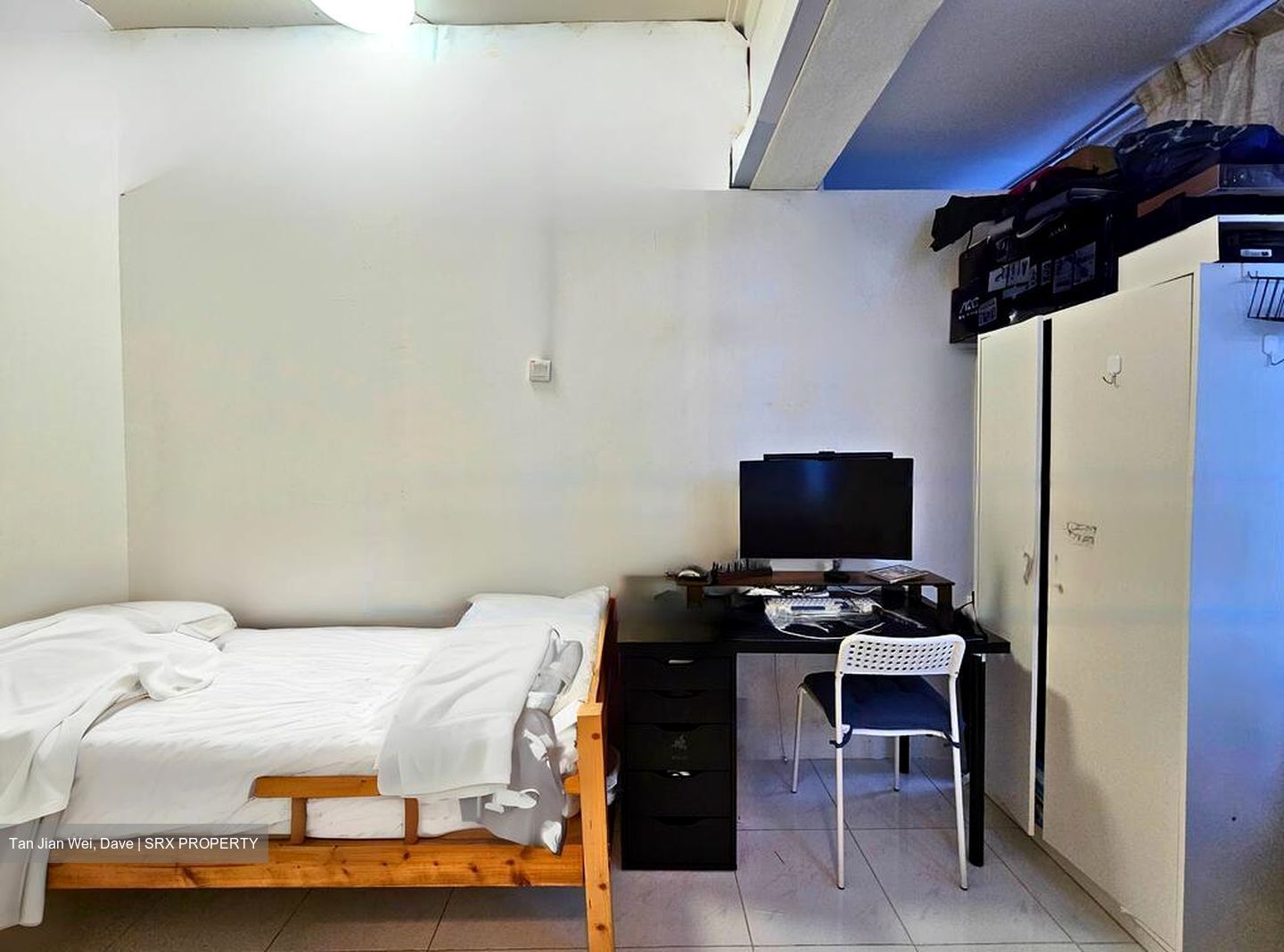 Highland Road (D19), Terrace #471558471